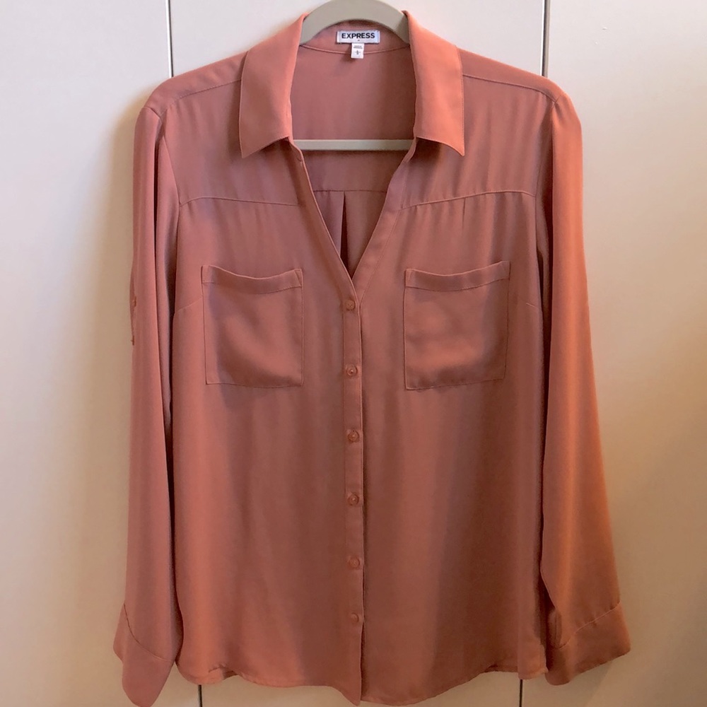 Express Women’s large button down top